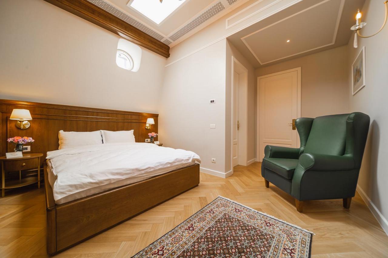 Templum Clava Hotel บูคาเรสต์ ภายนอก รูปภาพ