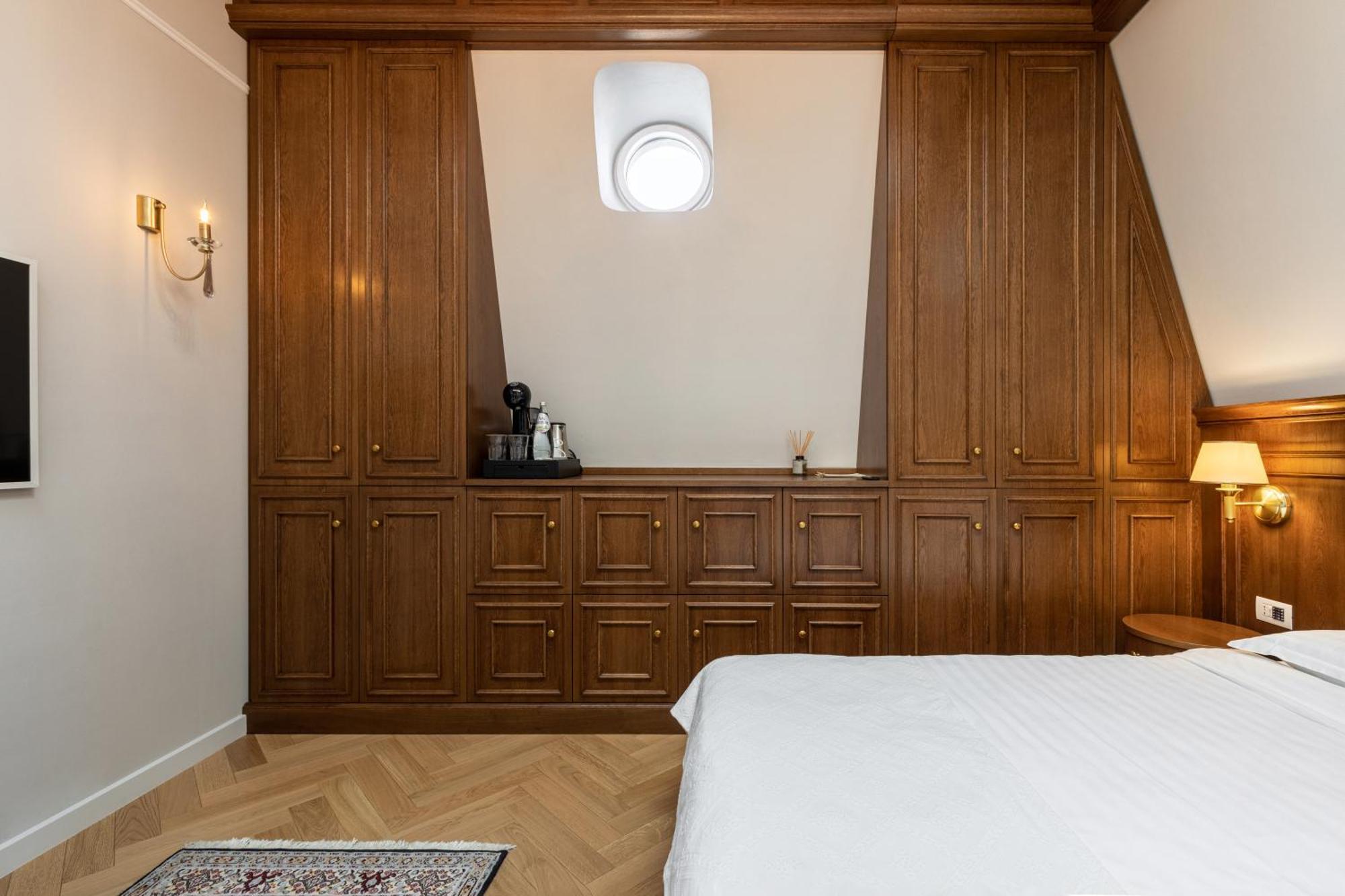 Templum Clava Hotel บูคาเรสต์ ภายนอก รูปภาพ